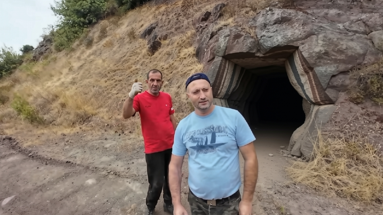 Yahuda'nın Vadisinde Define Kasası Zirvede İnanılmaz Açıyoruz