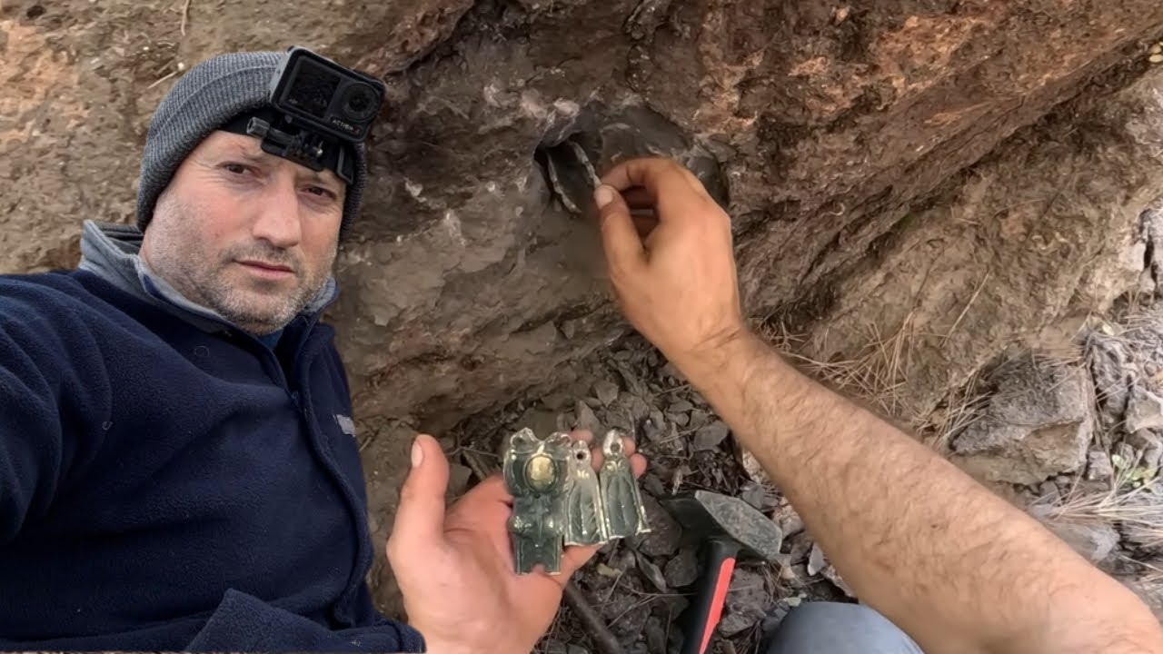 Zirvede Zengin Kaya Define Kasası Açmaya Geldim !!!