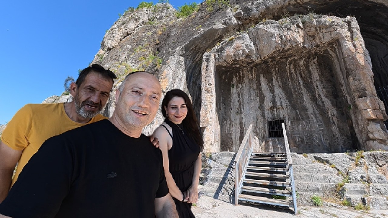 Amasya Kral Kaya Mezarları Helenistik Dönemi Büyük Keşif !!!