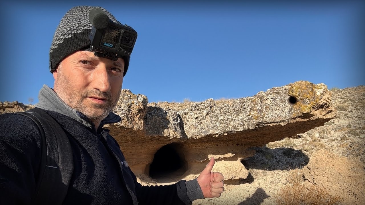 Kayıp Mezarda Dedektör Çıldırdı Paha Biçilemez Define Çıktı !!!