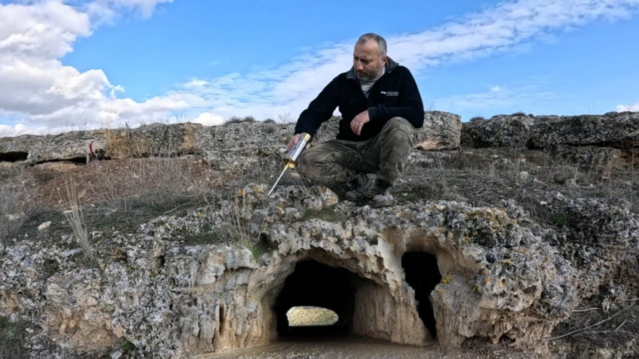 Mezarın Define Müjdesi Gizemli Kasada Duruyor Açıyoruz !!!