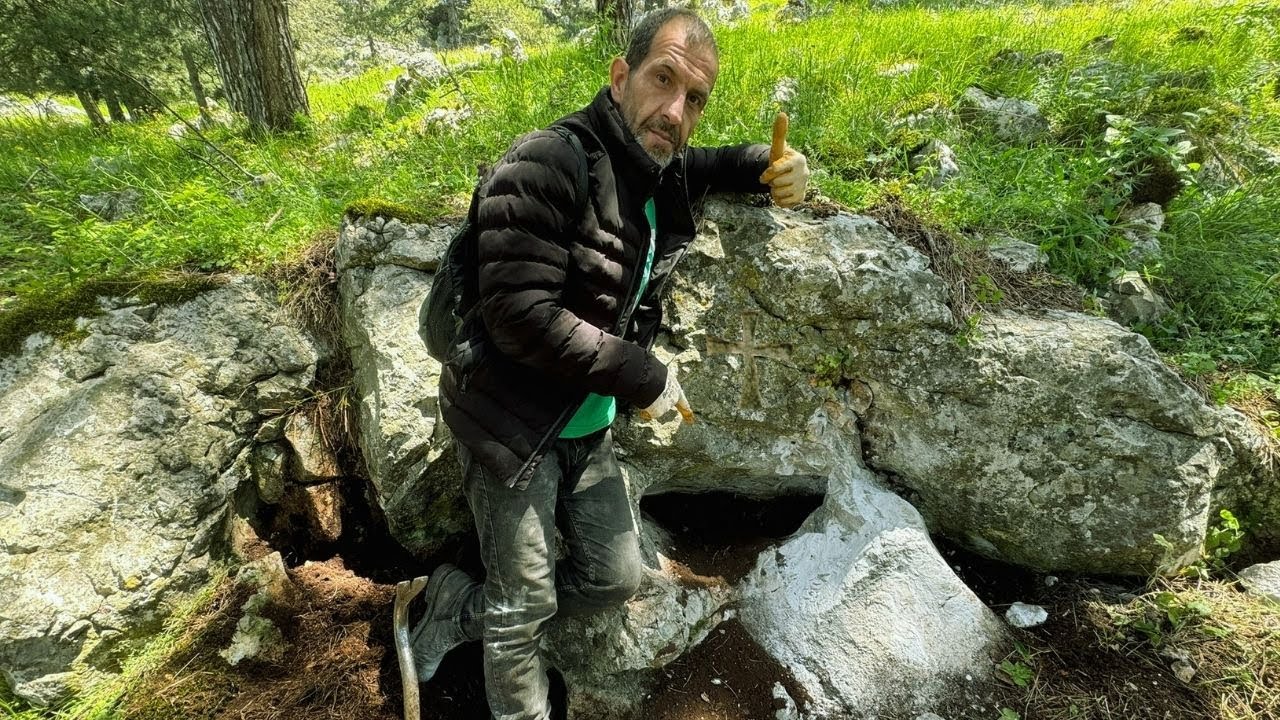 İnanılmaz Keşif Kayıp Mezarda Dehşet Verici Defineler Çıktı !!!