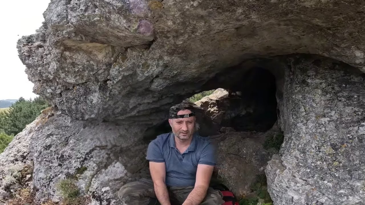 Kayadaki Define Kasasını Görünce Dehşete Kapıldık Birden !!!