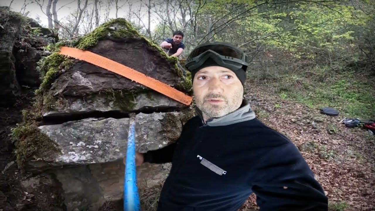 Büyük Kapağın Altından Paha Biçilemez Altın Define Çıkardık !!!