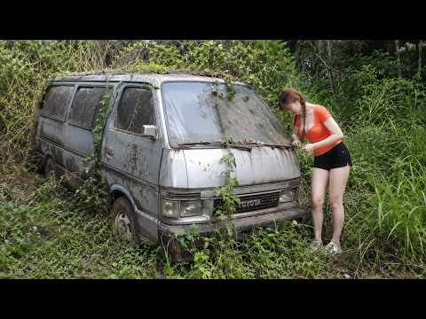 Timelapse : The girl spent 15 days repairing and restoring the long-abandoned car.