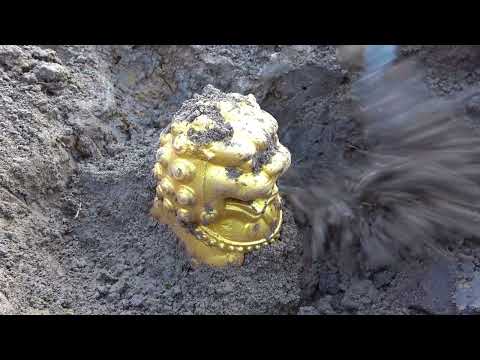 Digging for Treasure worth millions from Huge Nuggets of Gold
