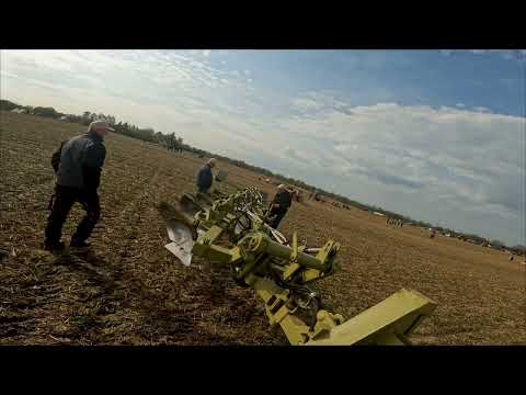 Teil 1 vom Leistungspflügen des Landkreises Rostock