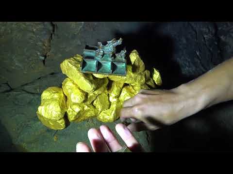 Found Semi-Automatic Pistol Underwater While Scuba Diving! (Police Called)