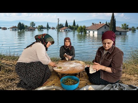 Su Altında Kalan Köyde Yaşam | Gözleme Yemeği Yapımı ~ Village Life Documentary