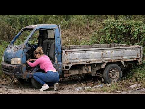 Timelapse : In 15 days, the girl repaired and restored a truck that had been abandoned for years.