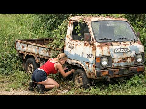 Timelapse : The girl spent 15 years repairing and restoring an old, abandoned truck on the roadside.