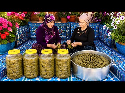 Köy Yaşamı Yaprak Hasadı \ Kuzu Eti Kalem Sarması Yemeği