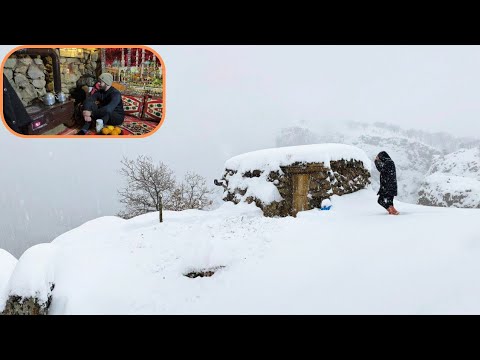 Yoğun Kar Yağışında Dağ Evinde Yaşam Mücadelesi | Kışın En Sert Gecesinde Taş Evde Tek Başına ❄️❄️