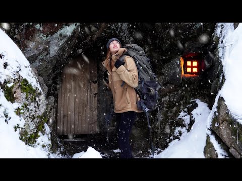 Blizzard in the Forest | Girl Finds Secret Cave Shelter with a Door and Survives the Night