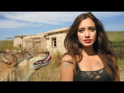 A Girl Escapes the Wolves in an Old Cabin | Real Survival Story