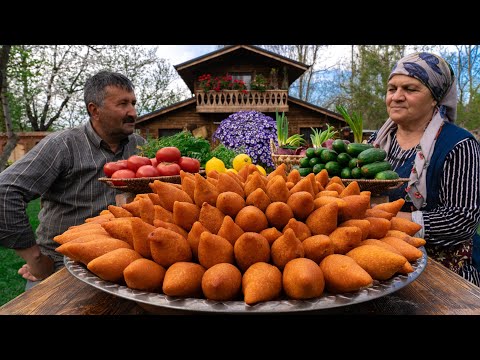 Cooking Classic Köfte : Turkish Stuffed Kibbeh | Mediterranean Food