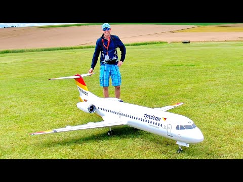 HUGE RC FOKKER-70 AMAZING SCALE ELECTRIC MODEL AIRLINER TYROLEAN AIRWAYS / FLIGHT DEMONSTRATION