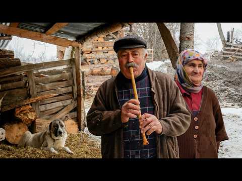Issız Köydeki Yaşlı Çift | Belgesel Film